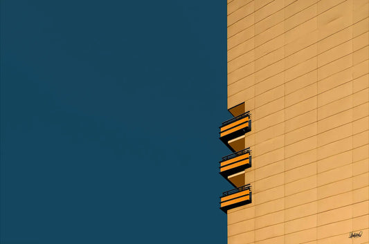 Orange vs Blue