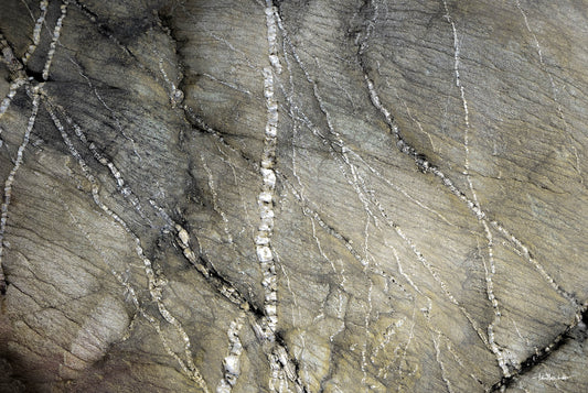 Quartz Whispers