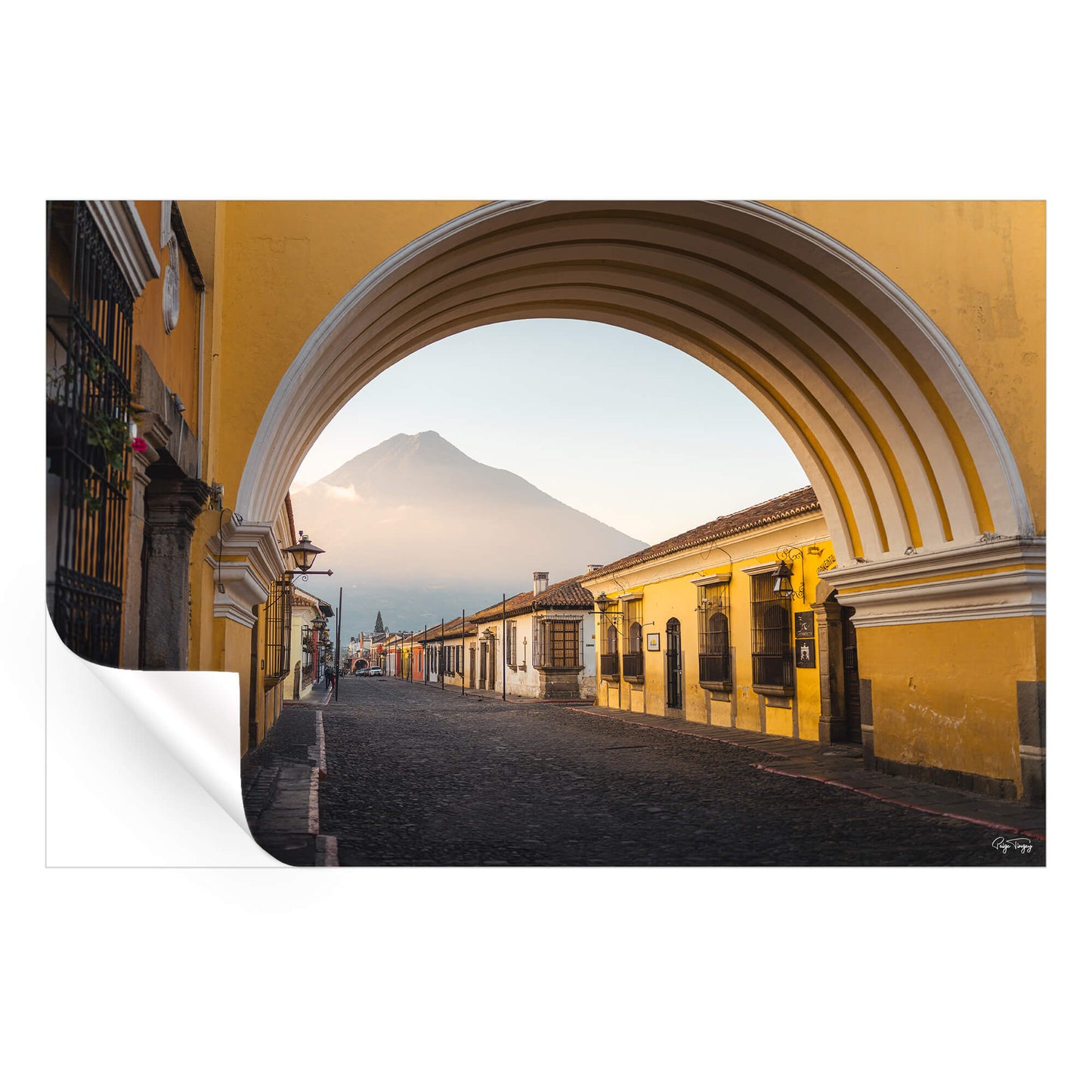 Antigua Arch