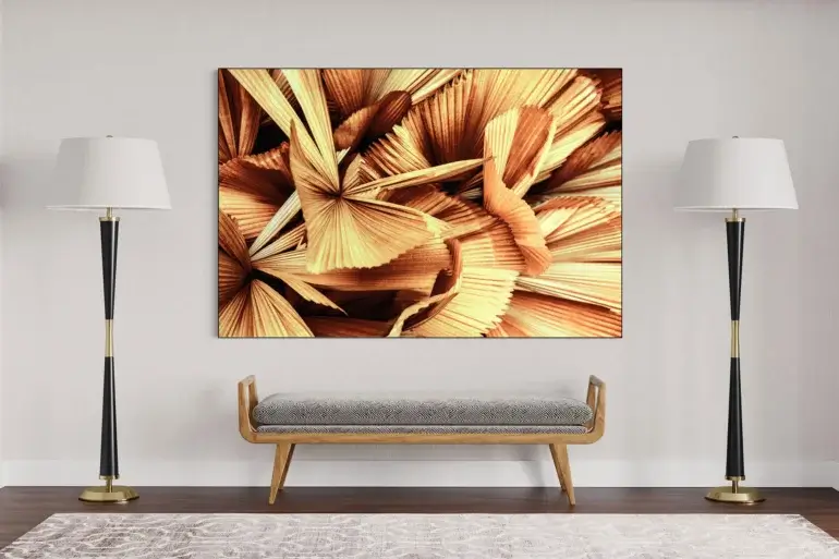 VERSATILE OPULENCE.